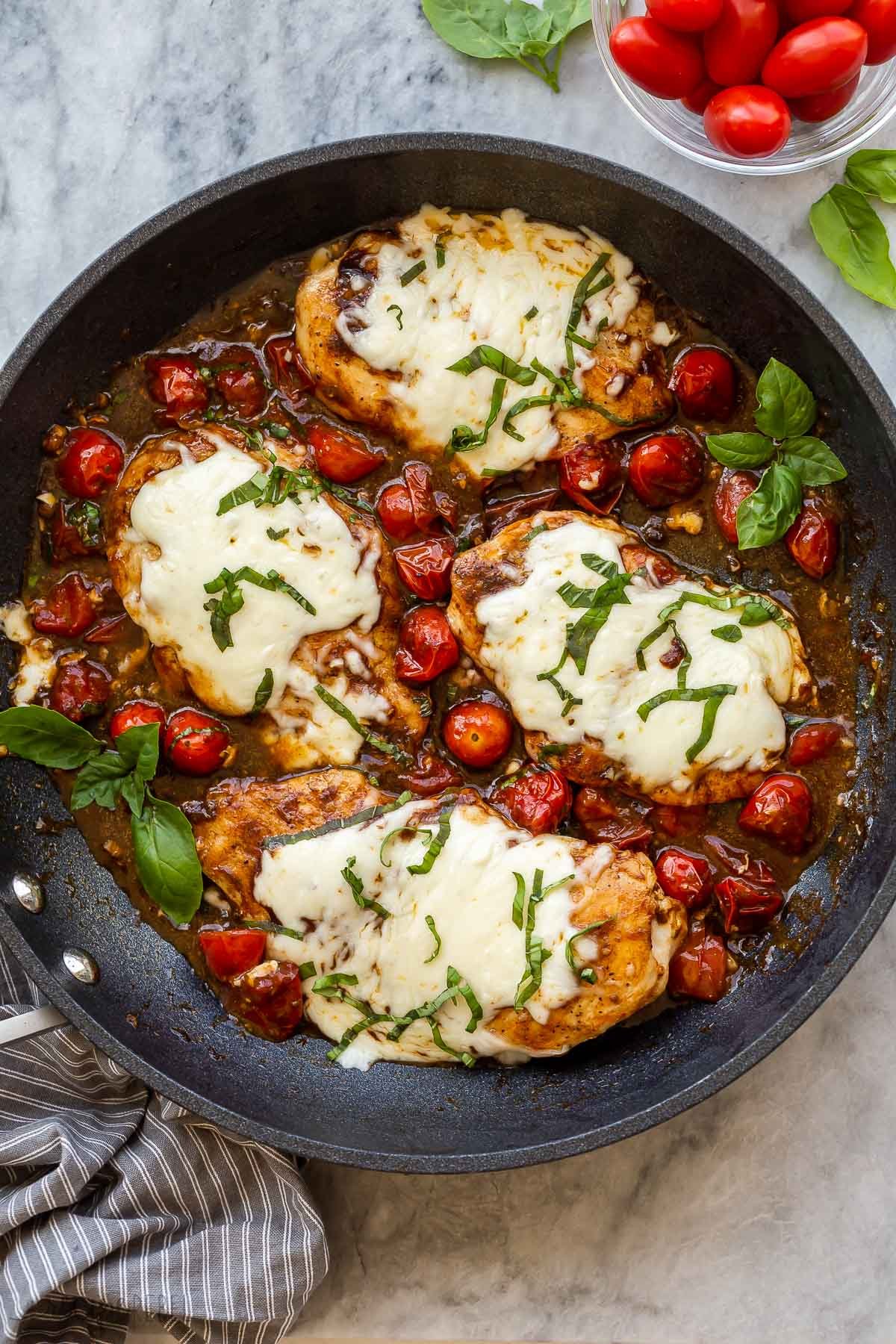 CHICKEN CAPRESE